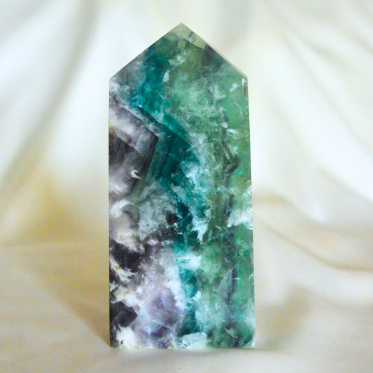 Snowflake fluorite tower