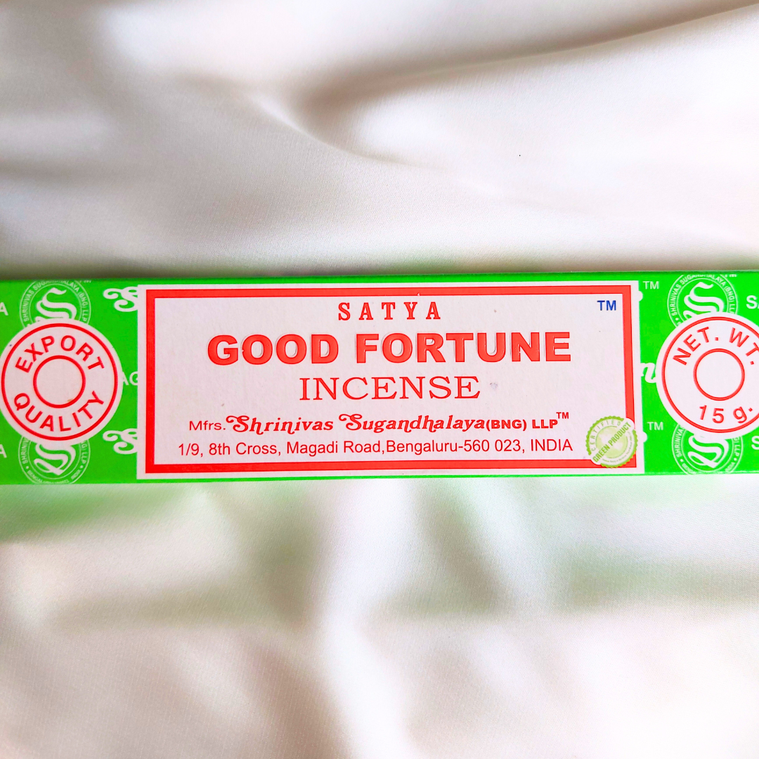 Incensi stick Satya da 15g a scatola - fragranza Good Fortune