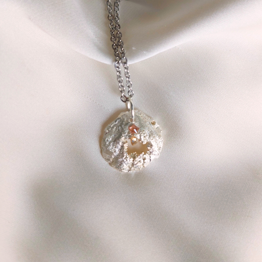 Shell - Handcrafted Silver 999 pendant with Cubic Zirconia